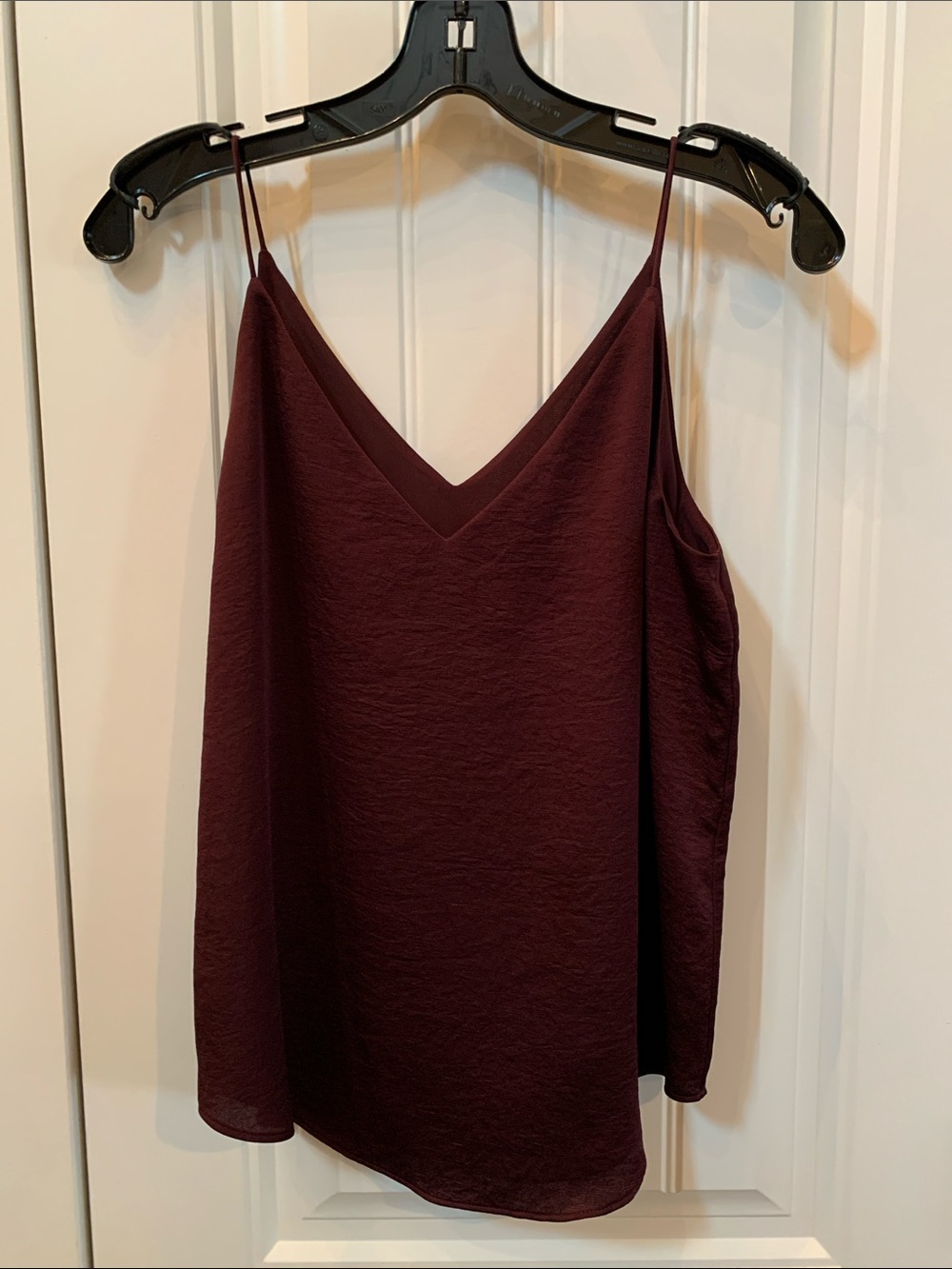 Express Wine Red V-Neck Spaghetti Strap Cami